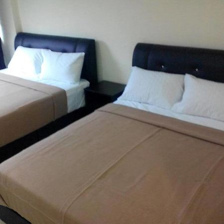 Rst Hotel Johor Bahru Rum bild